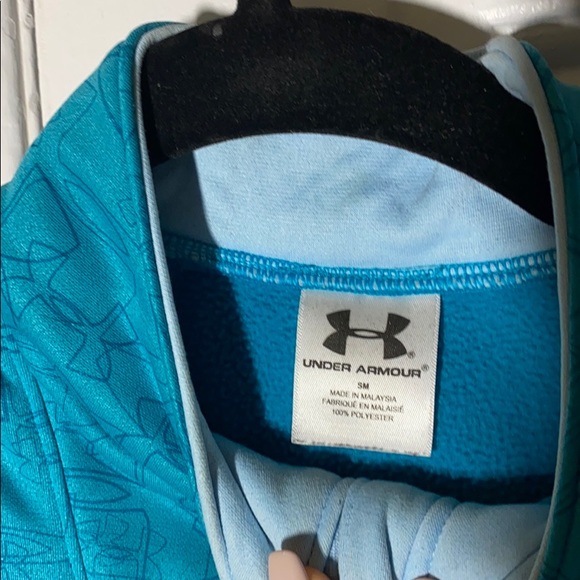 Sweater - Picture 4 of 4